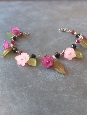 "Liliths Breath" Bracelet